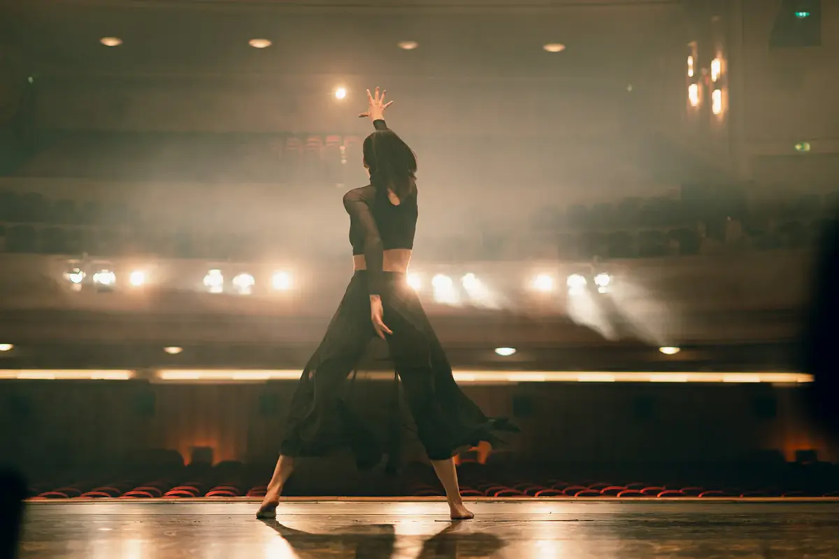 "Portugues Dancing", IAF Abschlussfilm 2025, Showreel, Standbild