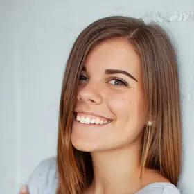 Portrait von Lisa Grünewald, Absolventin der IAF Schauspielschule, 2018