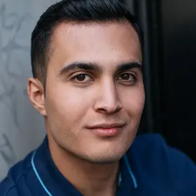 Portrait von Diari Salih, Absolvent der IAF Schauspielschule, 2020