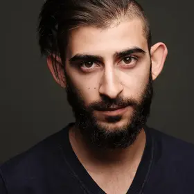 Portrait von Georg Paluza, Absolvent der IAF Schauspielschule, 2017