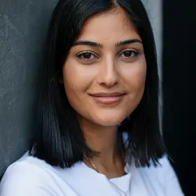Portrait von Sogol Faghani, Absolvent der IAF Schauspielschule, 2020