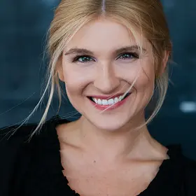 Portrait von Ekaterina Levi, Absolventin der IAF Schauspielschule, 2018