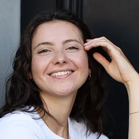 Vivianna Santos - Graduating Class 2024 IAF Schauspielschule