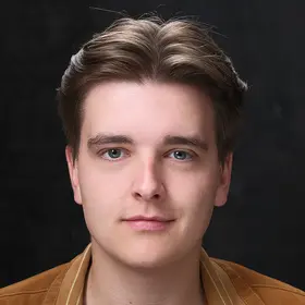 Maik Cibura - Graduating Class 2025 IAF Schauspielschule