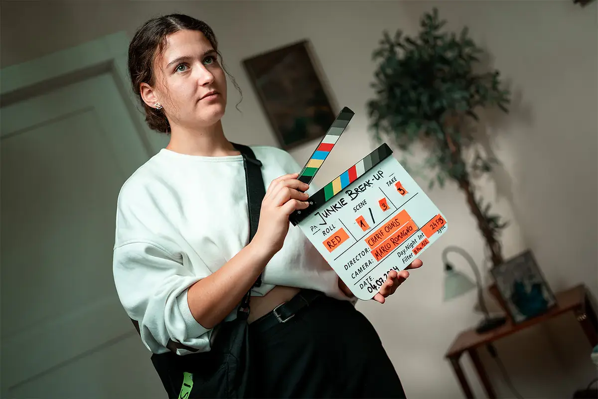 "Junky Breakup", IAF Abschlussfilm 2025, Showreel, Standbild